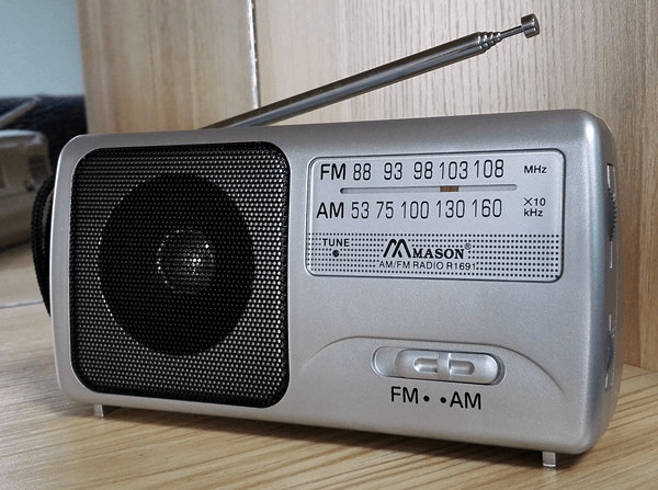 DC only radio_R1691